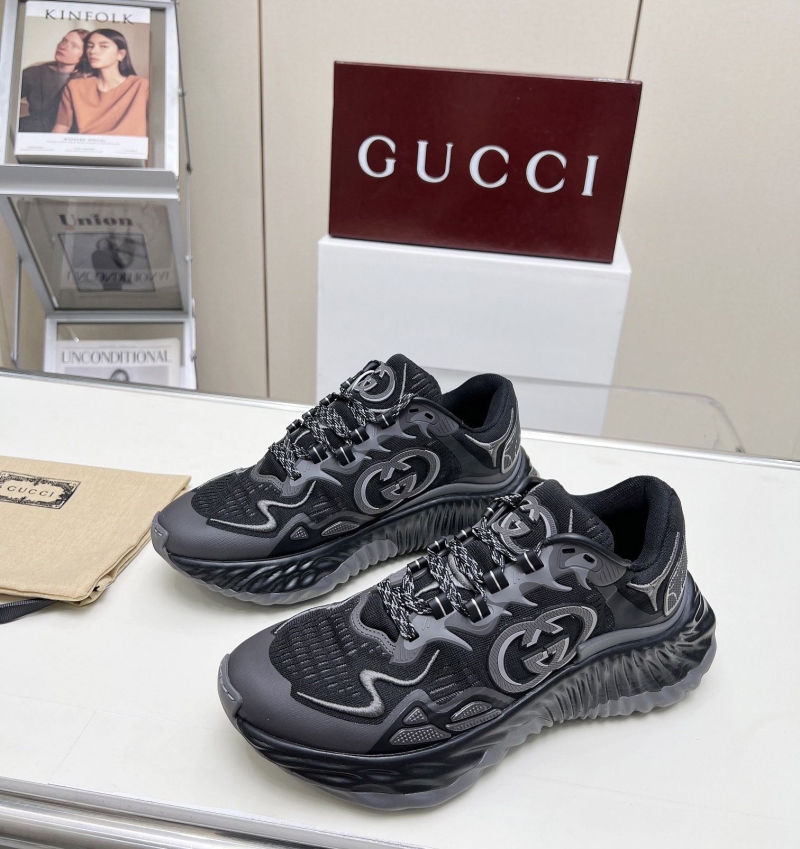 G*u*i casual shoes